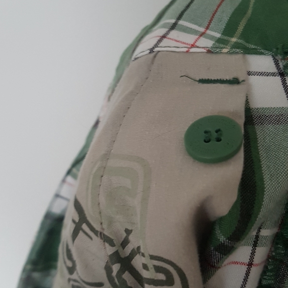 [R2] Green Gingham Skater Shorts - Picture 9 of 11